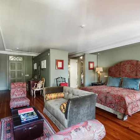 M Maison Particuliere Гостьовий будинок 4*