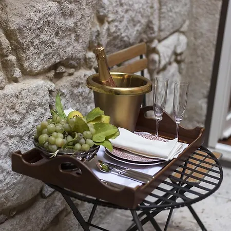 Гостьовий будинок M Maison Particuliere 4*