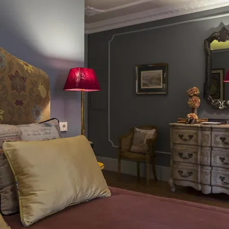 M Maison Particuliere